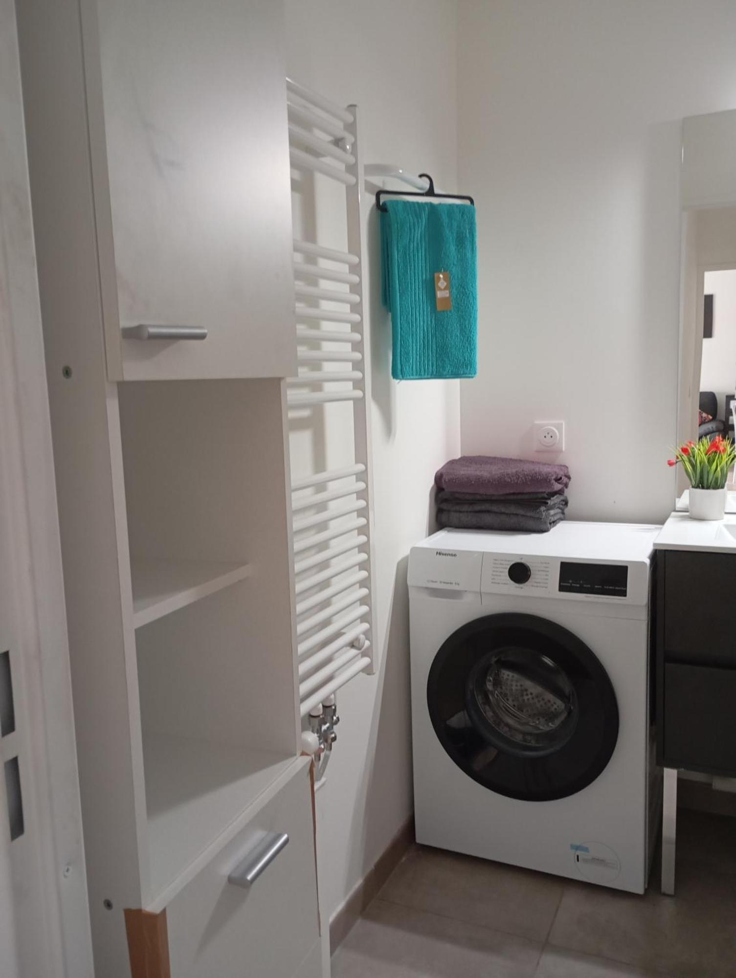 Thecalc Homes 2Bedroom+1Kitchen Sartrouville Bagian luar foto